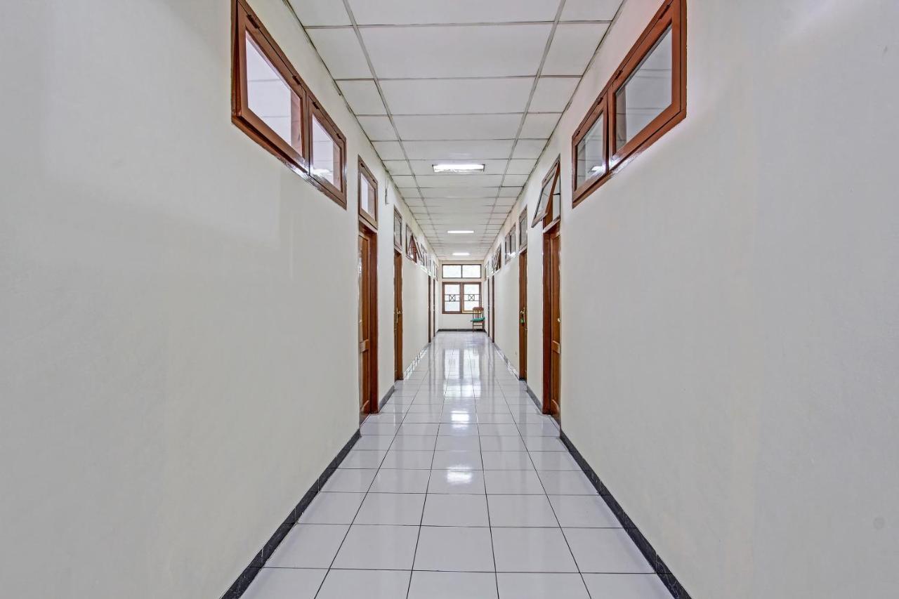 Hotel Spot On 91471 Syariah Uin Walisongo