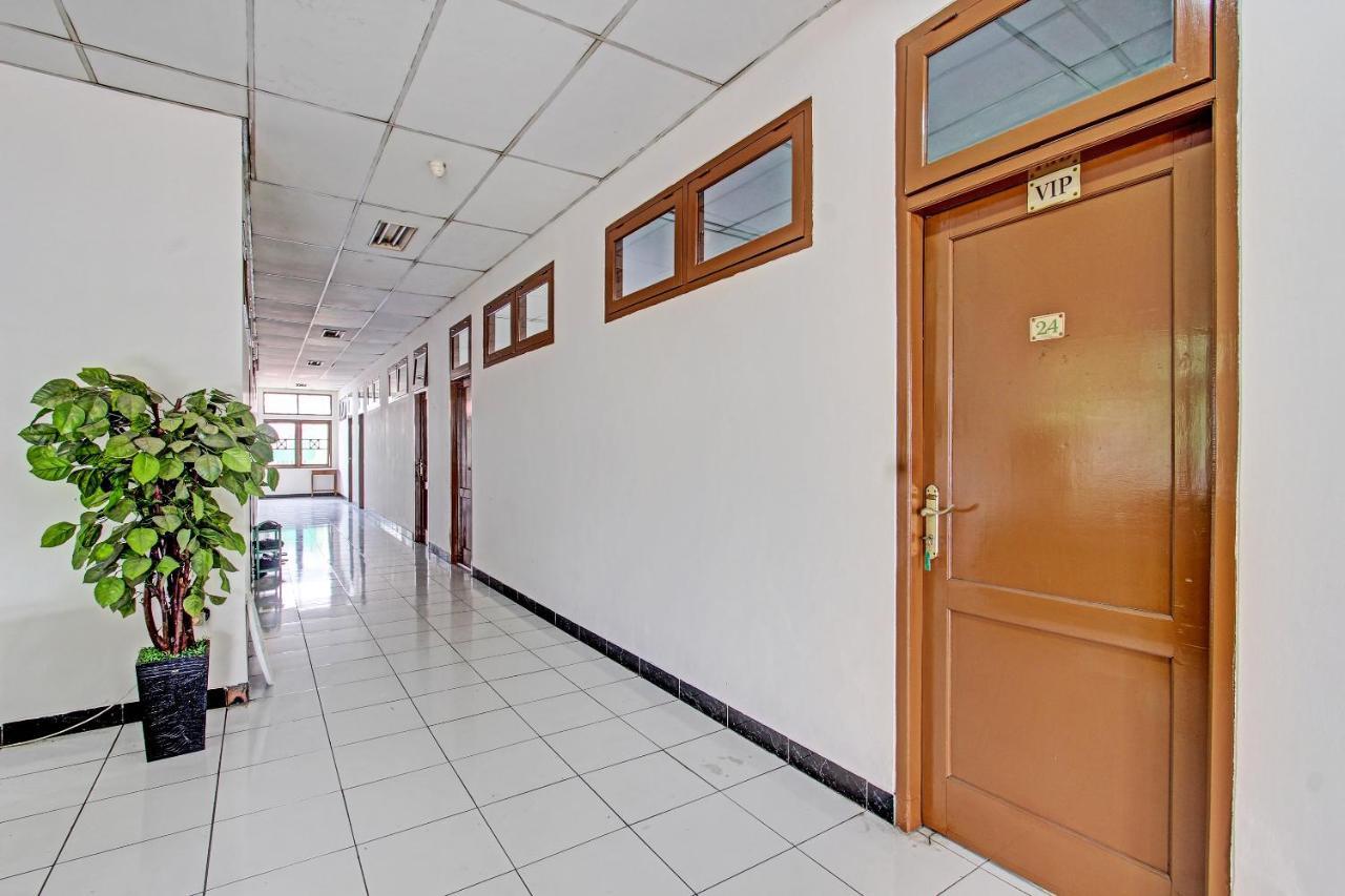 Hotel Spot On 91471 Syariah Uin Walisongo Semarang
