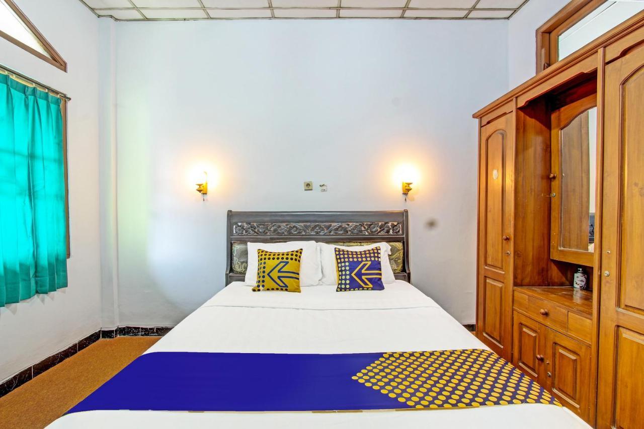 Spot On 91471 Syariah Uin Walisongo Hotel
